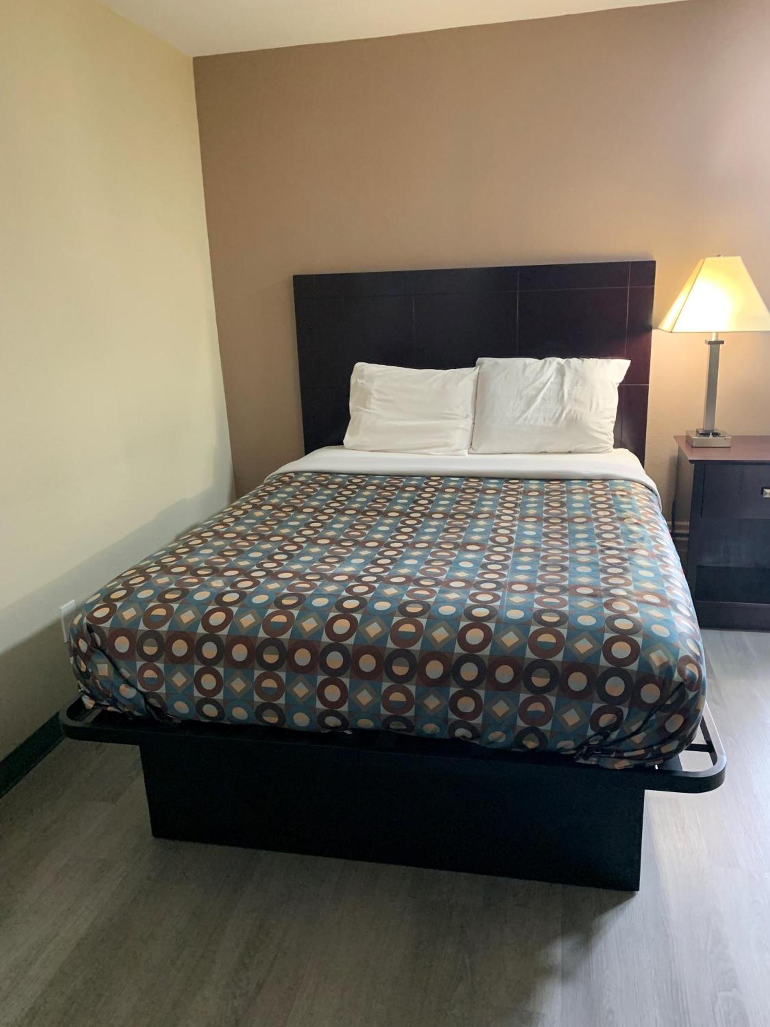 Baymont By Wyndham Iron Mountain Hotel Luaran gambar