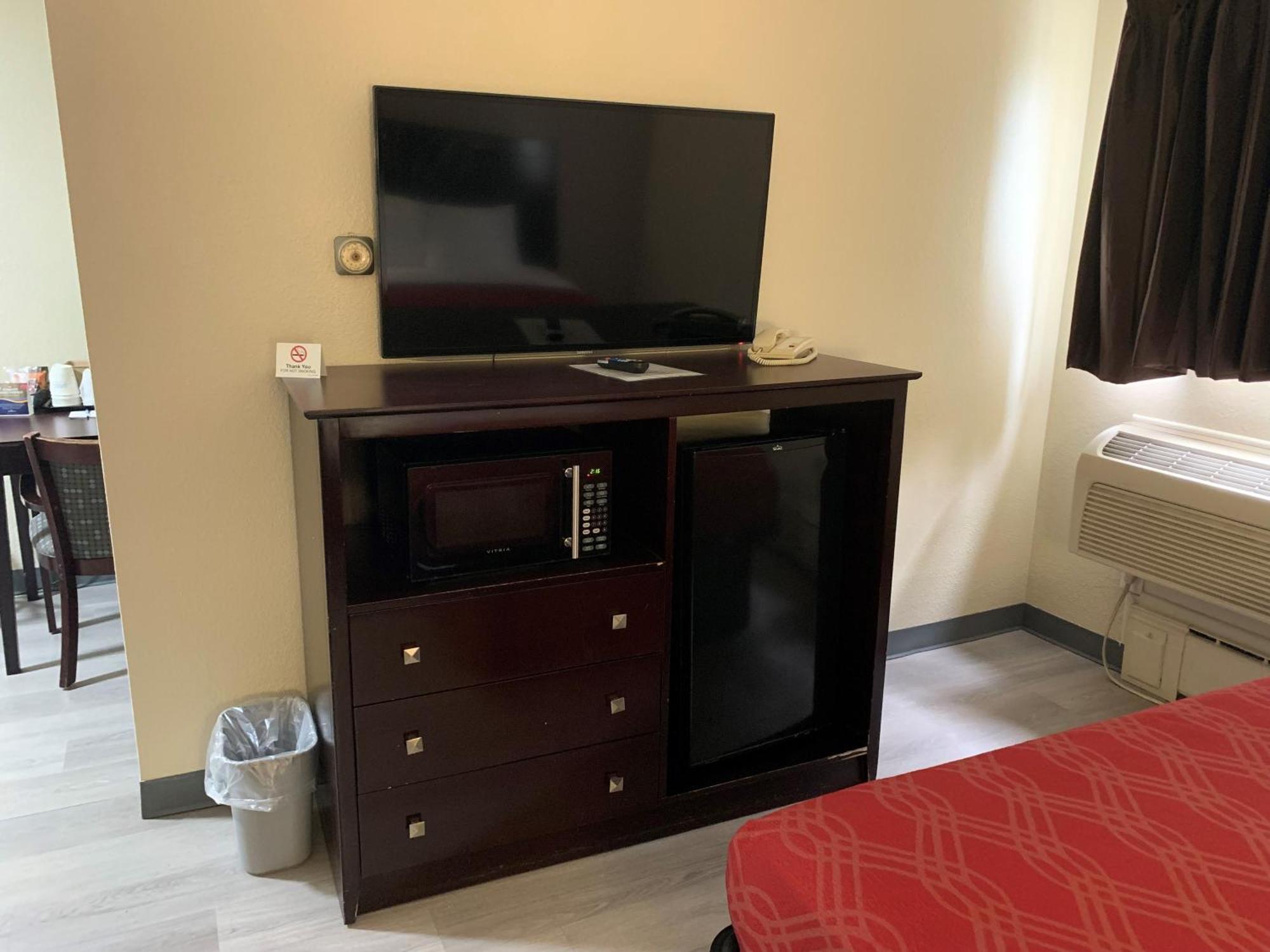 Baymont By Wyndham Iron Mountain Hotel Luaran gambar