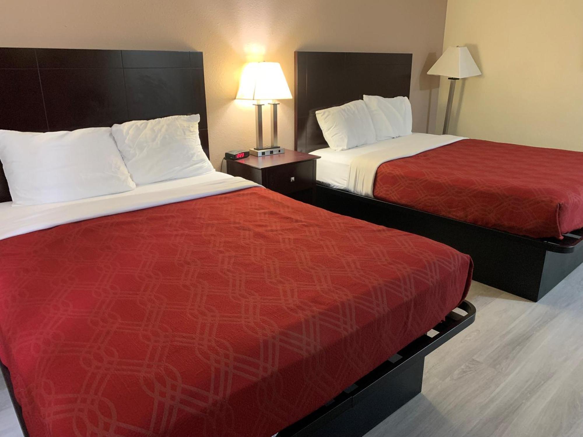 Baymont By Wyndham Iron Mountain Hotel Luaran gambar